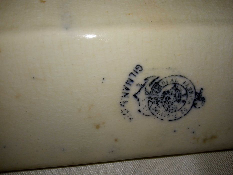 Travessa, muito antiga da "Sacavém" Gilman