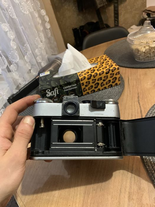 Фотоапарат Зенит-е з обєктивом