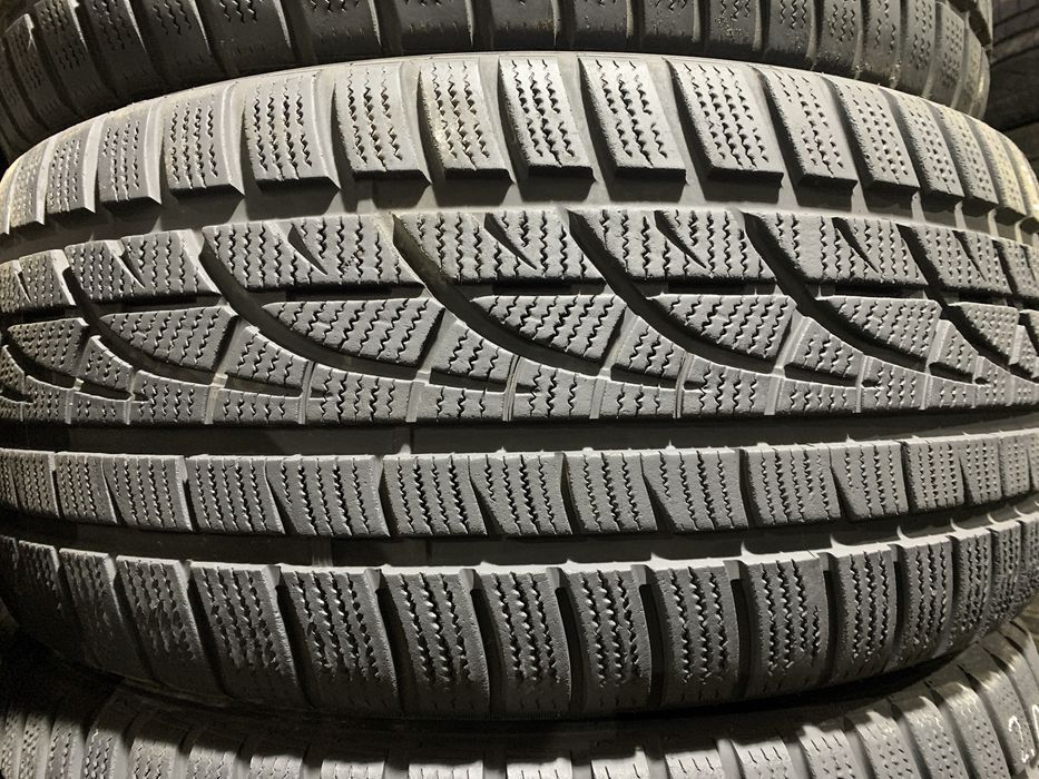 Шины б/у зима 215/60 R17 Hankook winter evo Комплект , Пара