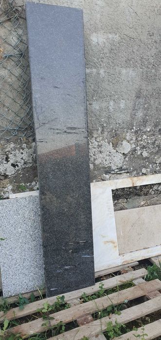 balcões em marmore e peças em granito para remates de balcões usados