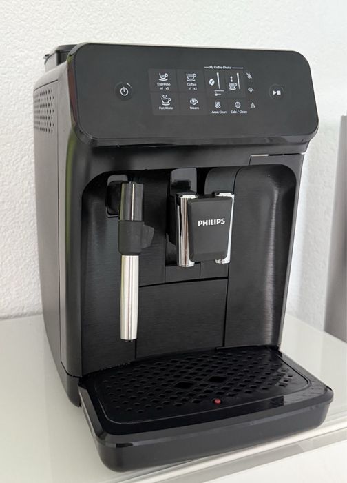 Кавоварка кавомашина Philips latte go 1222 у дуже гарному стані кава