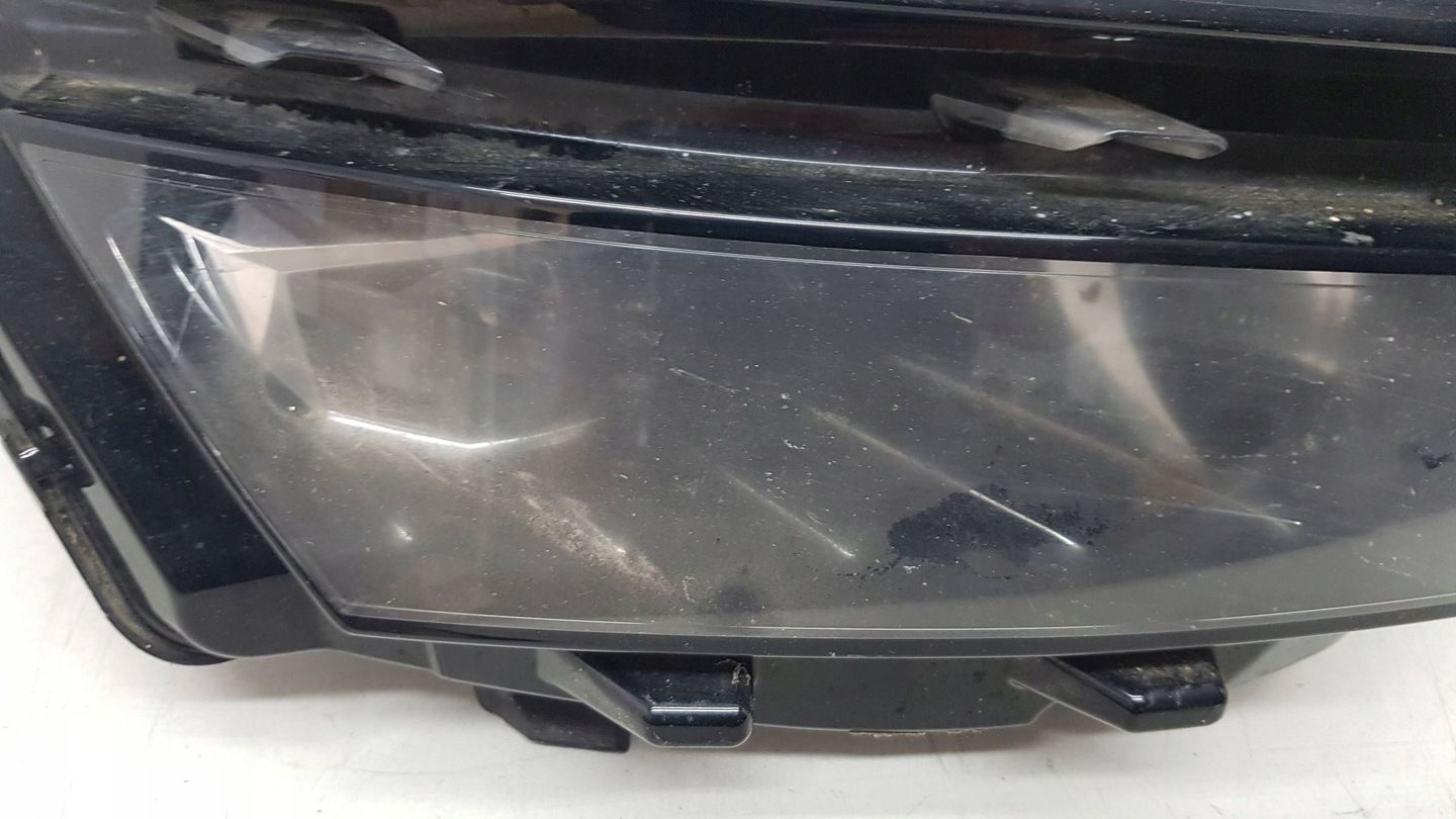 SKODA KAMIQ 18- LAMPA PRAWY PRZÓD EU