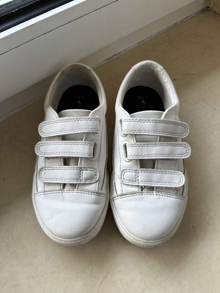 Buty zapinane na rzepy Next