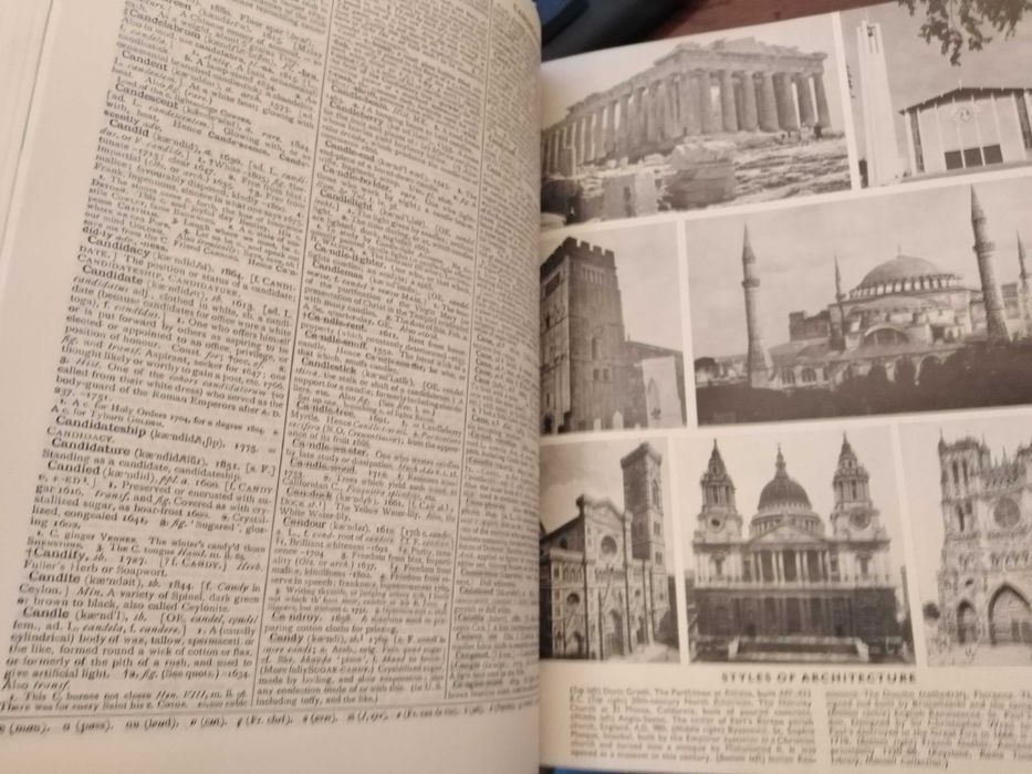 The Oxford Universal Dictionary Illustrated