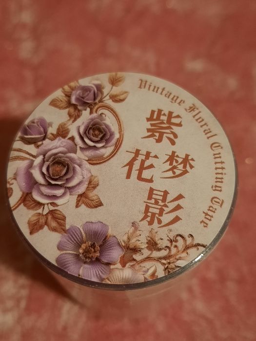 Rolos fita washi, florais e arabescos, talha dourada.