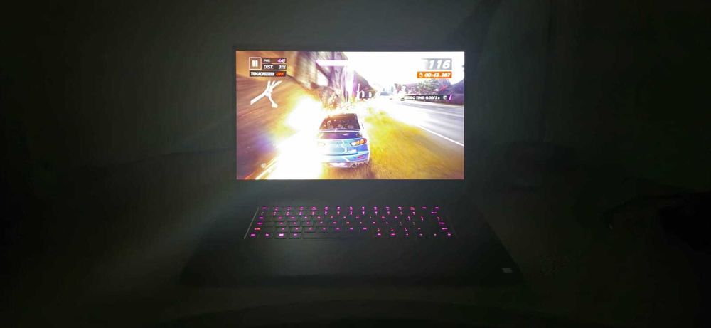Razer Blade Pro 17 240Hz RTX 2080  16GB 512GB nowy 23k pln bateria 80%