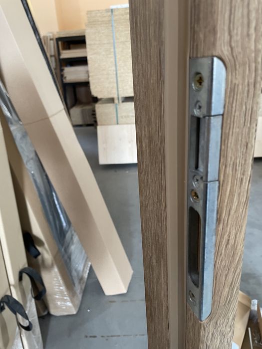 Drzwi zewnętrzne wewnątrzlokalowe - Do mieszkań