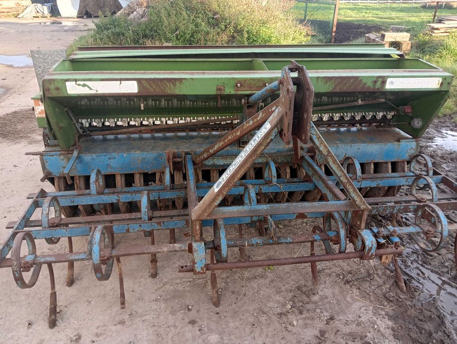 Siewnik talerzowy agregat uprawowo siewny szerokość 2,5m