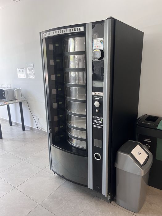 Automaty vendingowe Necta Starfood - 3 szt.