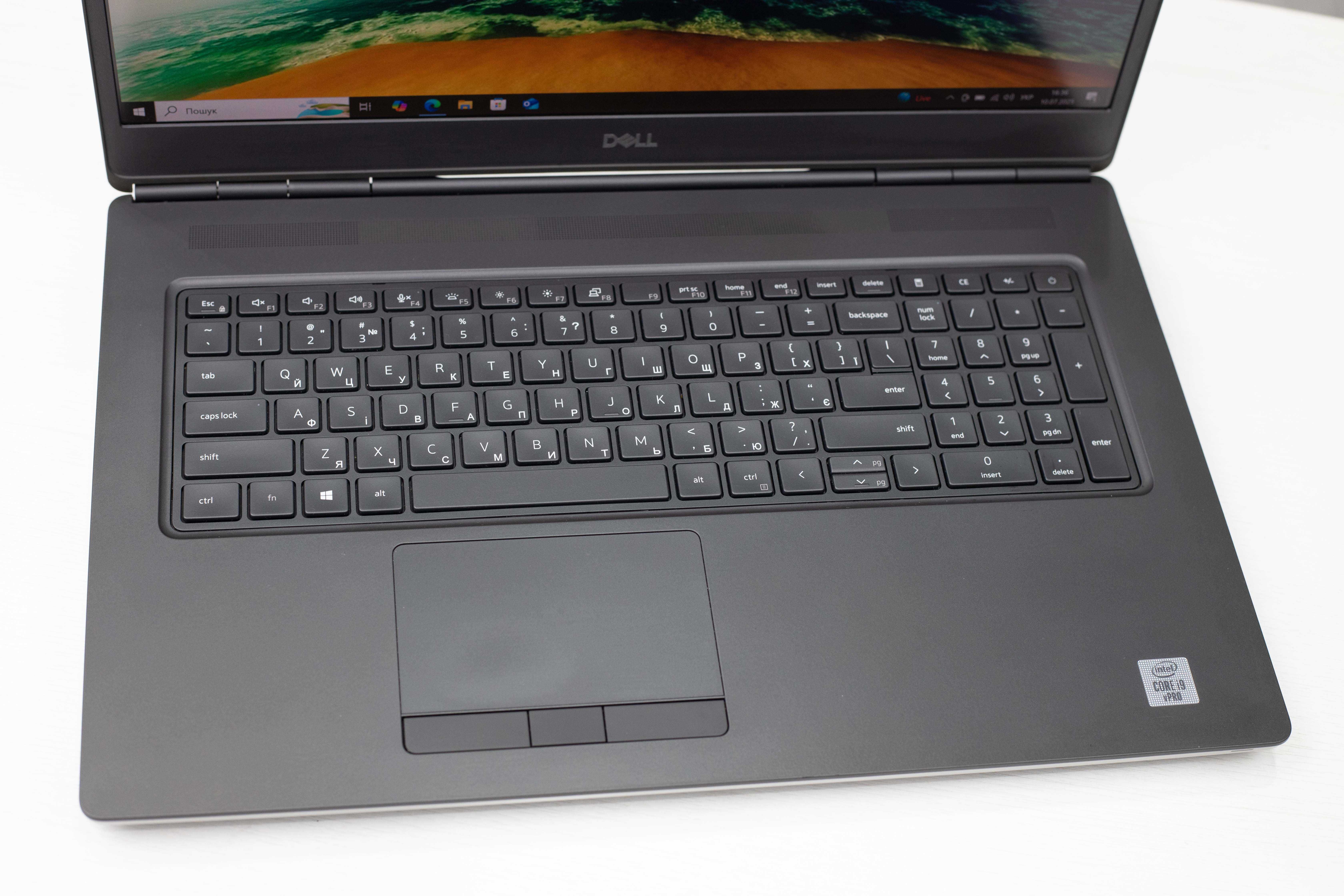 Dell Precision 7750 i9-10885H 32RAM 1TbSSD RTX 4000 UHD/4K 17,3”