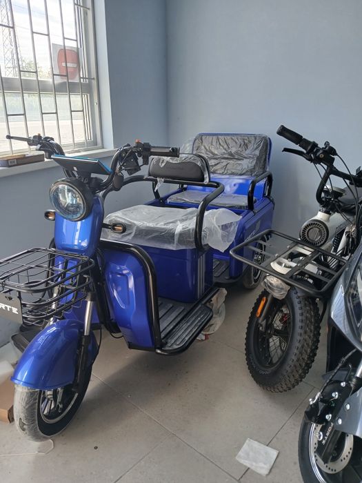 2025 АКЦІЯСкутер акумуляторний FORTE TRINE-WS800 3х колесний трайк три