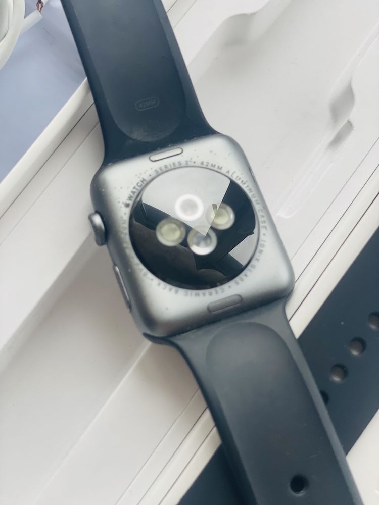 Apple Watch Series 2 42 mm Space Gray Aluminum Case