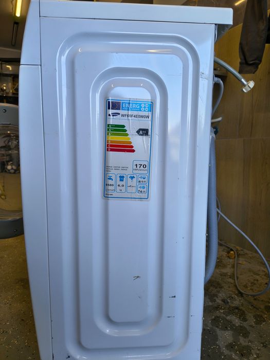 Pralka Samsung WF60F4E0W0W