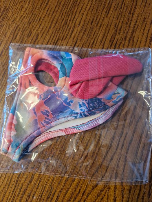 maska tęczowa dla hobby horse A4 firmy equihorse