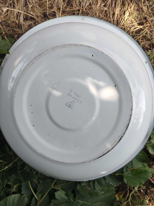 Таз эмалированный