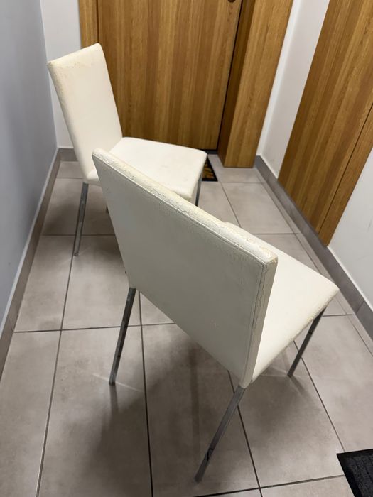 Krzesła tapicerowane