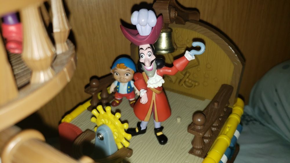 Disney Store Джейк и пираты Нетландии, игровой набор