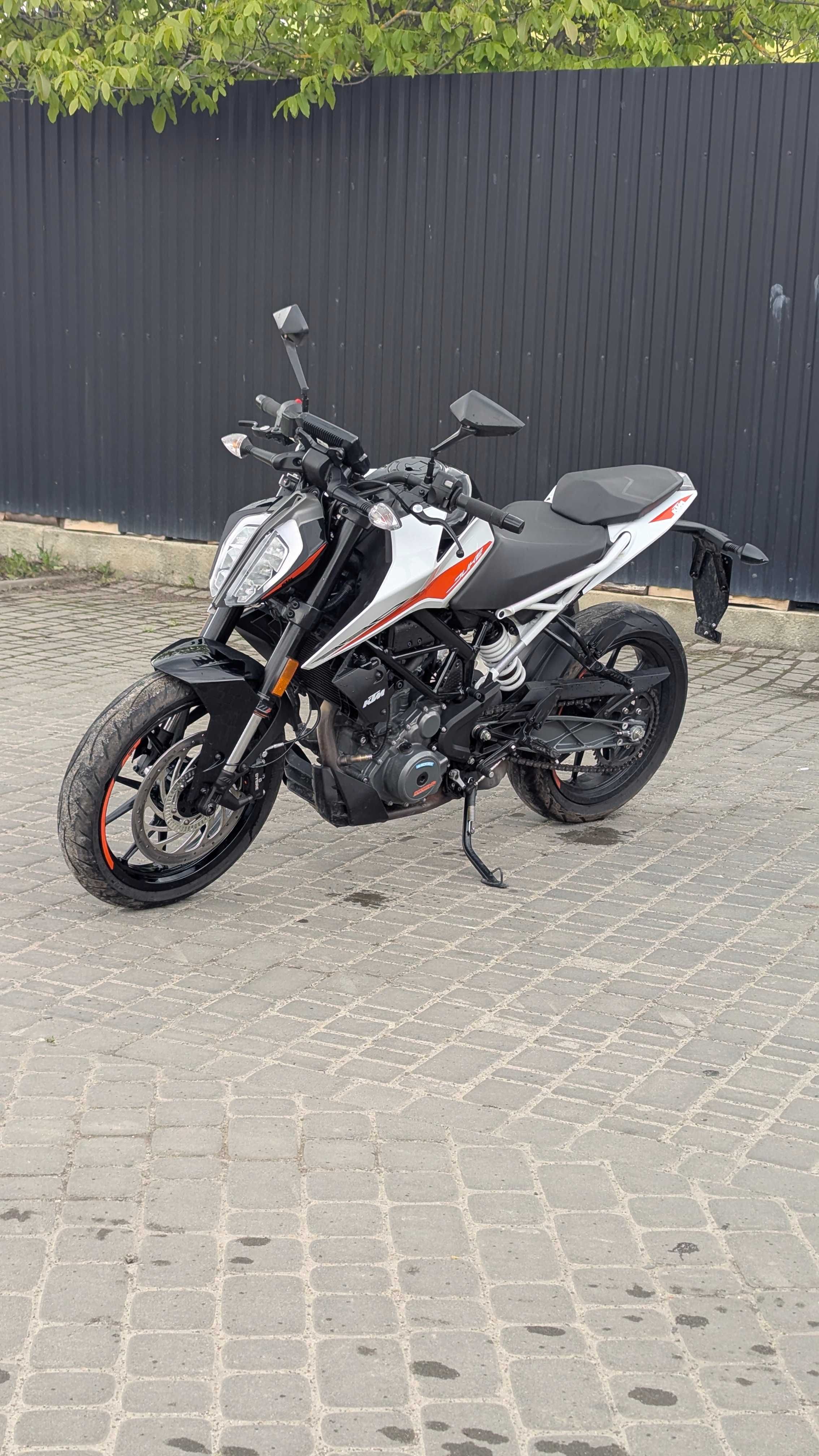 KTM Duke 390 2022