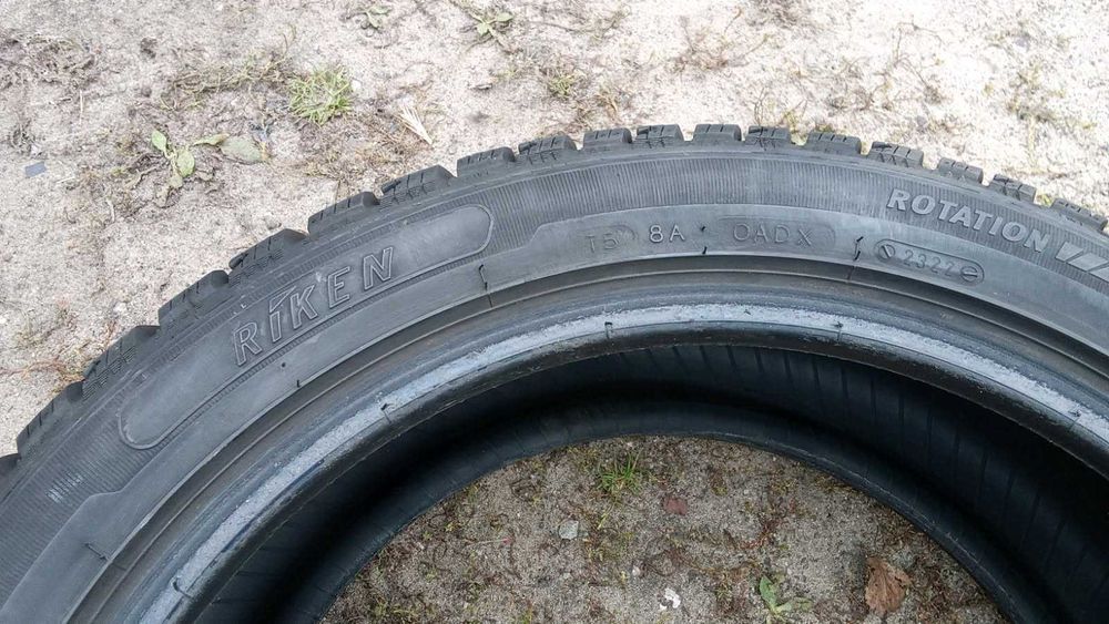 Opony zimowe 225/45 R17