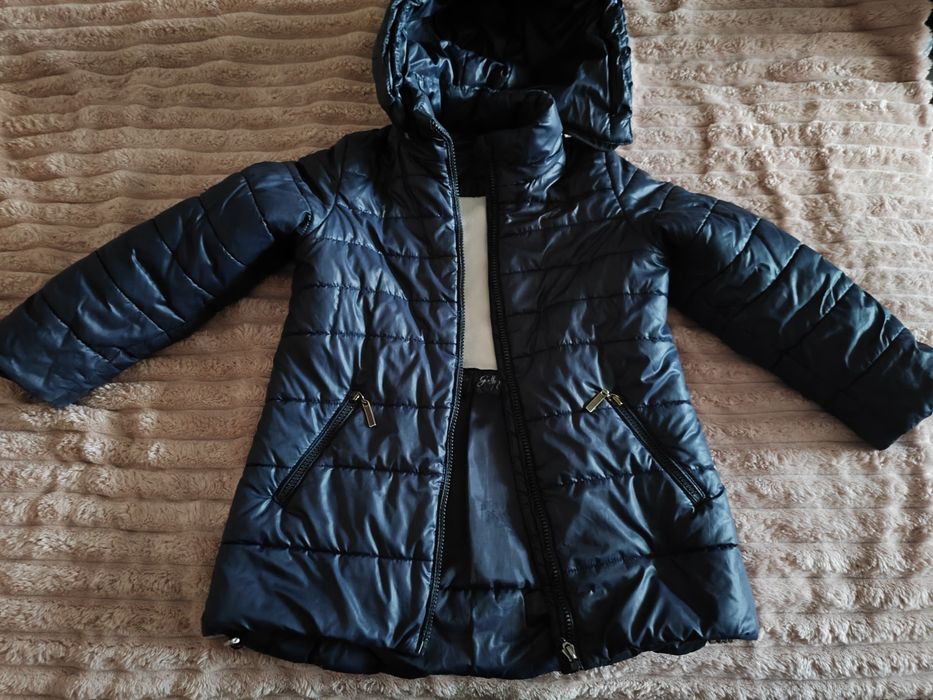 Курточка демісезонна для дівчинки з утеплювачем