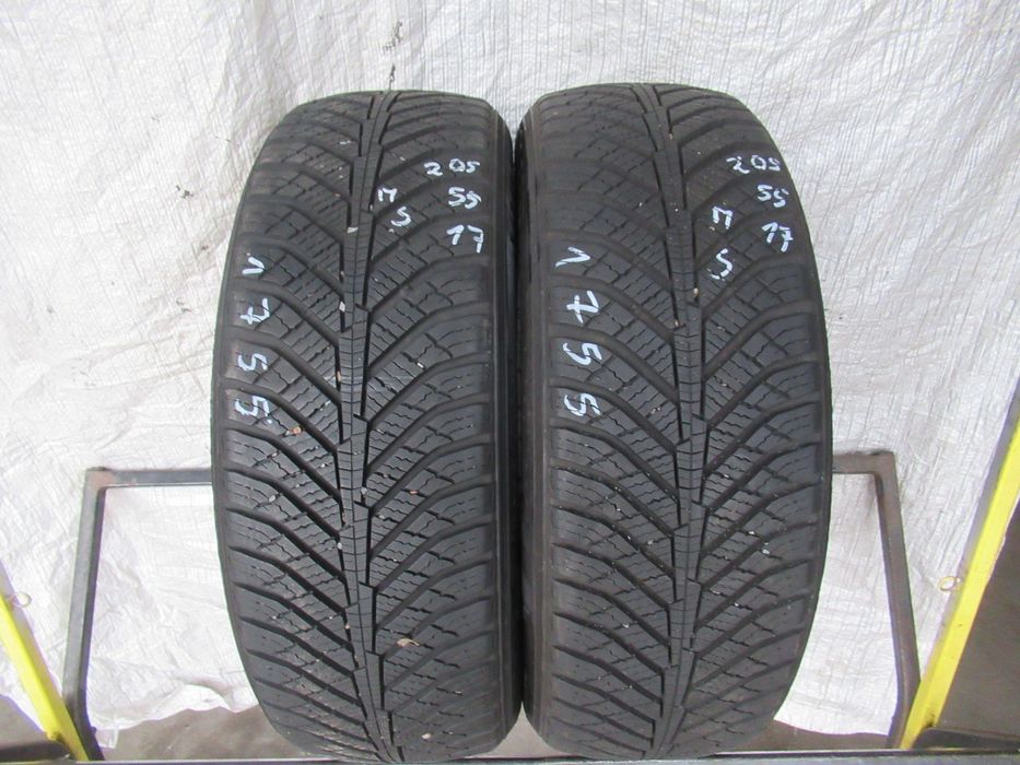 2x Kumho Solus HA31 205/55/17 95V nr.1755 7,5mm