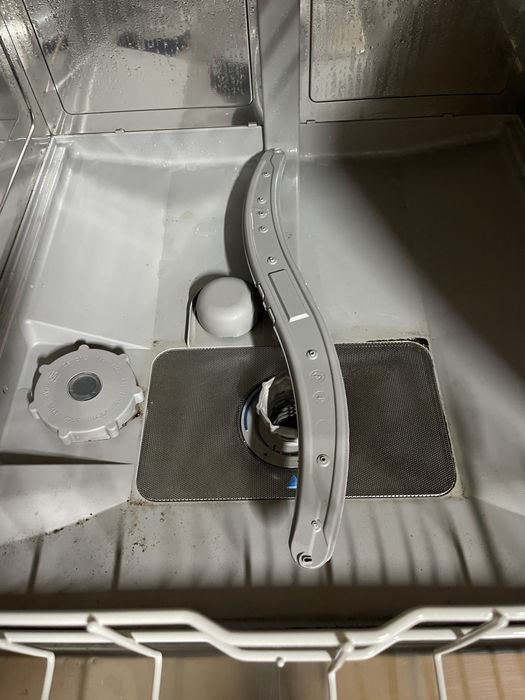 Maquina lavar louça para peças
