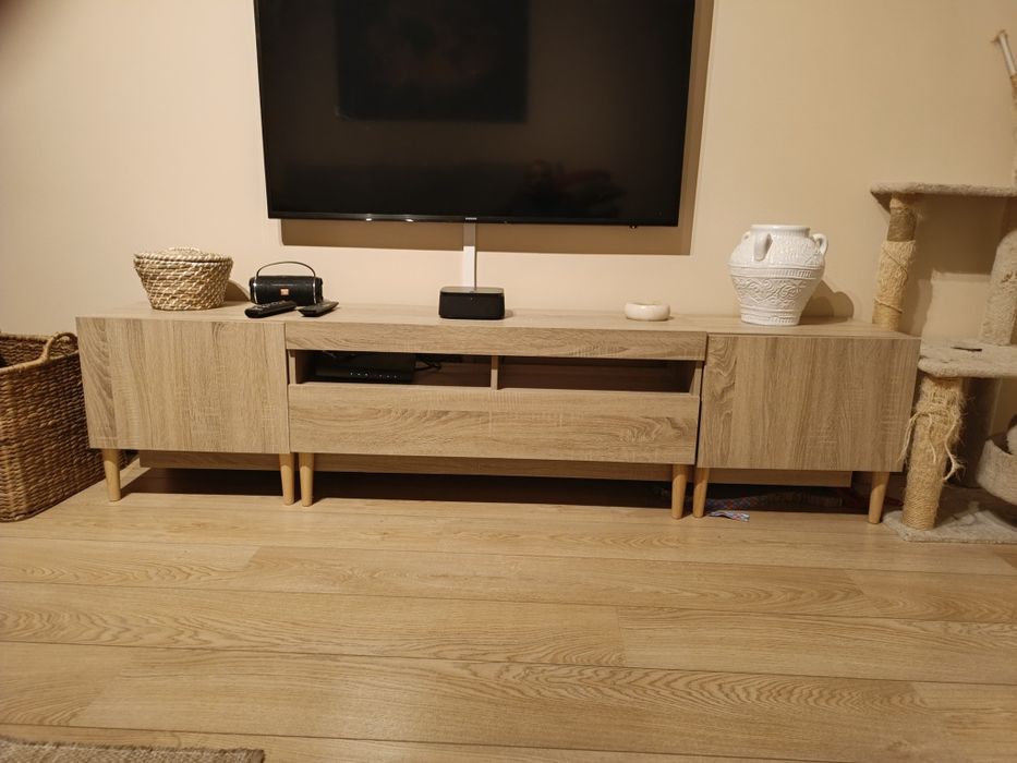 Móvel de sala composto por 3 módulos