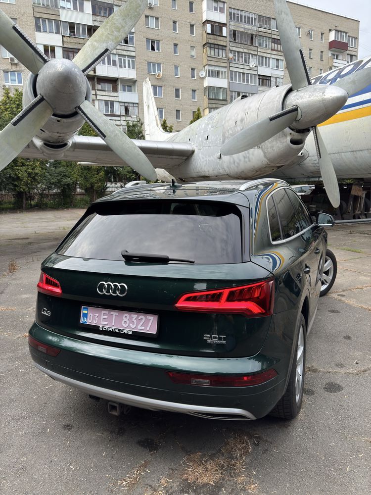 Audi Q5 2017 рік