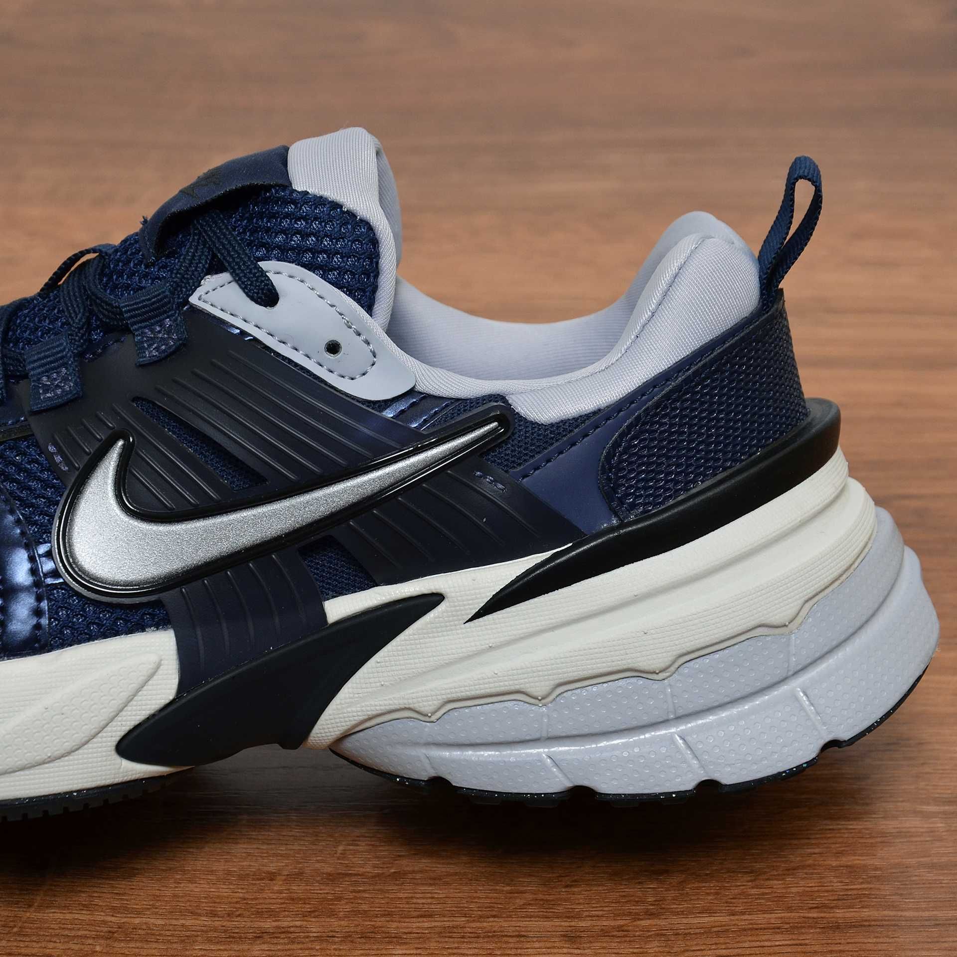 Nike V2K Run Thunder Blue кроссовки оригинал 41 / 26см (HJ4497-400)