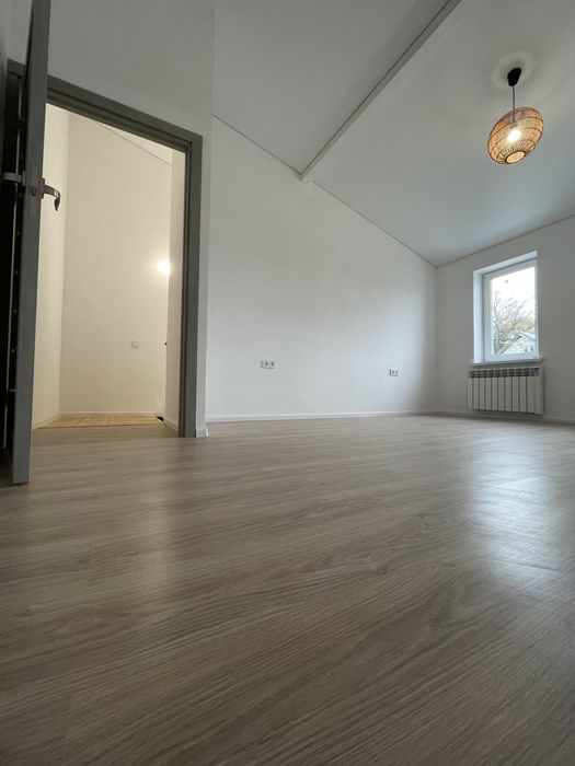 Знизив ціну на 5000 € !! Таунхаус з чудовим ремонтом+власне паркомісце