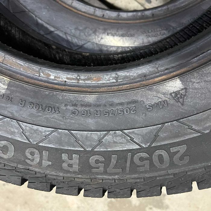 Шини 205/75 r16c Continental Висота протектора 10мм