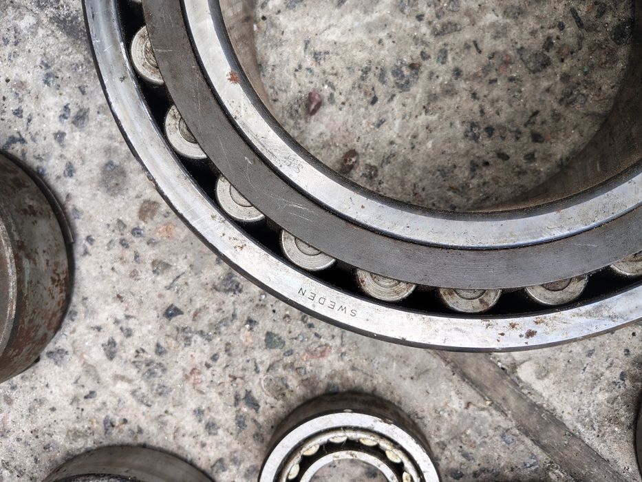 Продам подшибники станочные разные