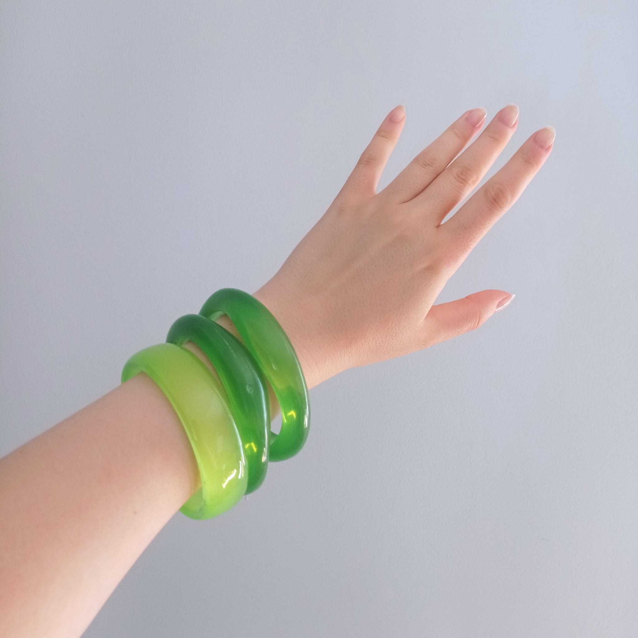 Bransoletki zestaw plastikowe vintage retro boho kolorowe ozdoby