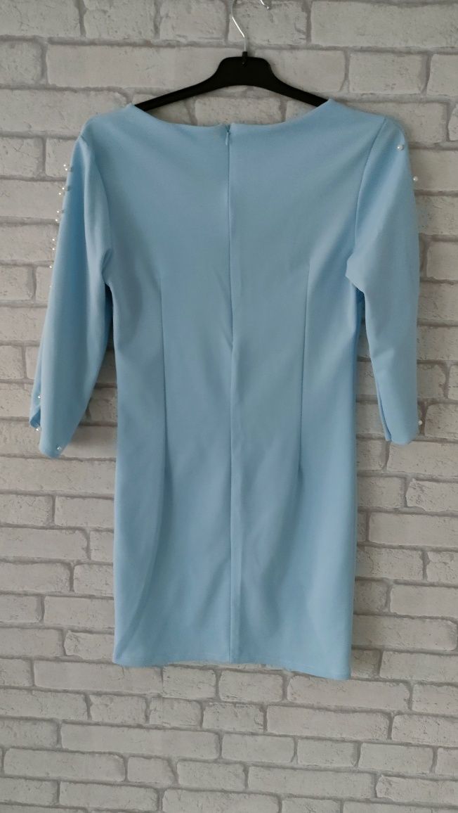 Błękitna sukienka w koraliki XS/S