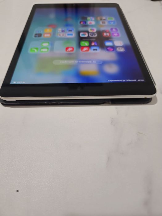 Ipad 9ª Geração 64GB com teclado