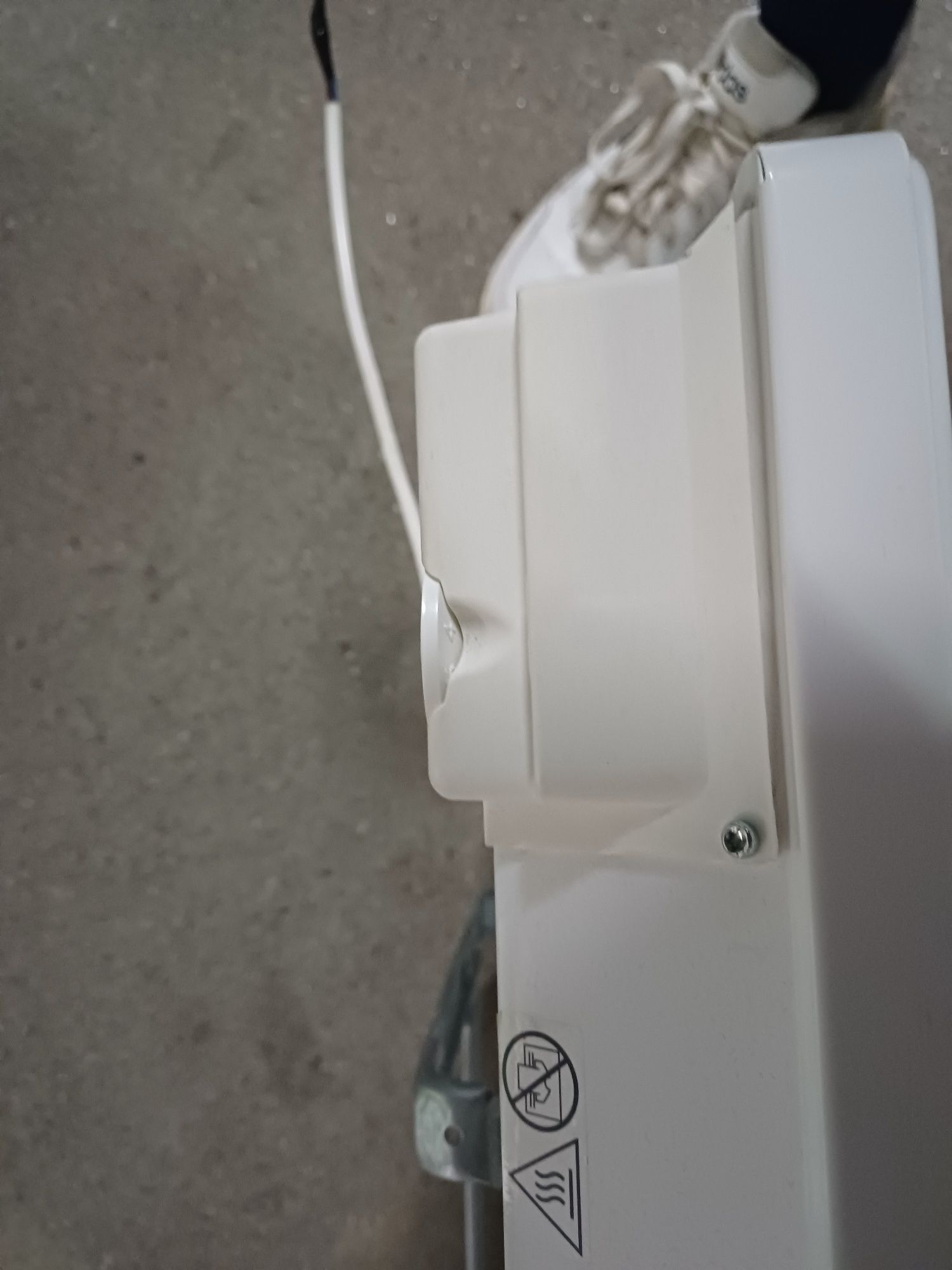Aquecedor elétrico de parede