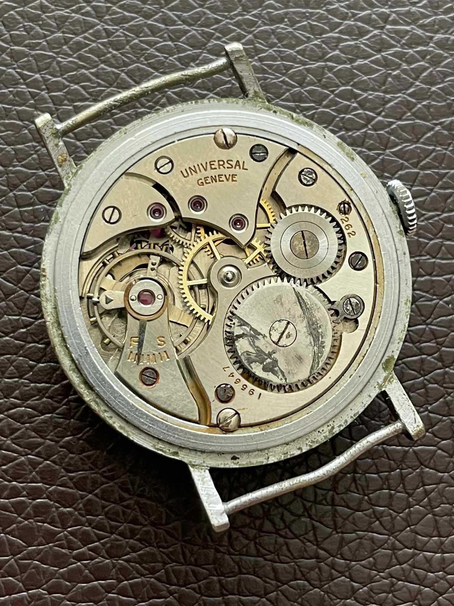 Universal Genève Ref. 31214 Cal. 262 de 1941