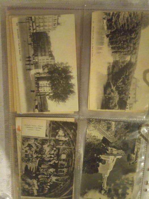 Coleção de postais antigos