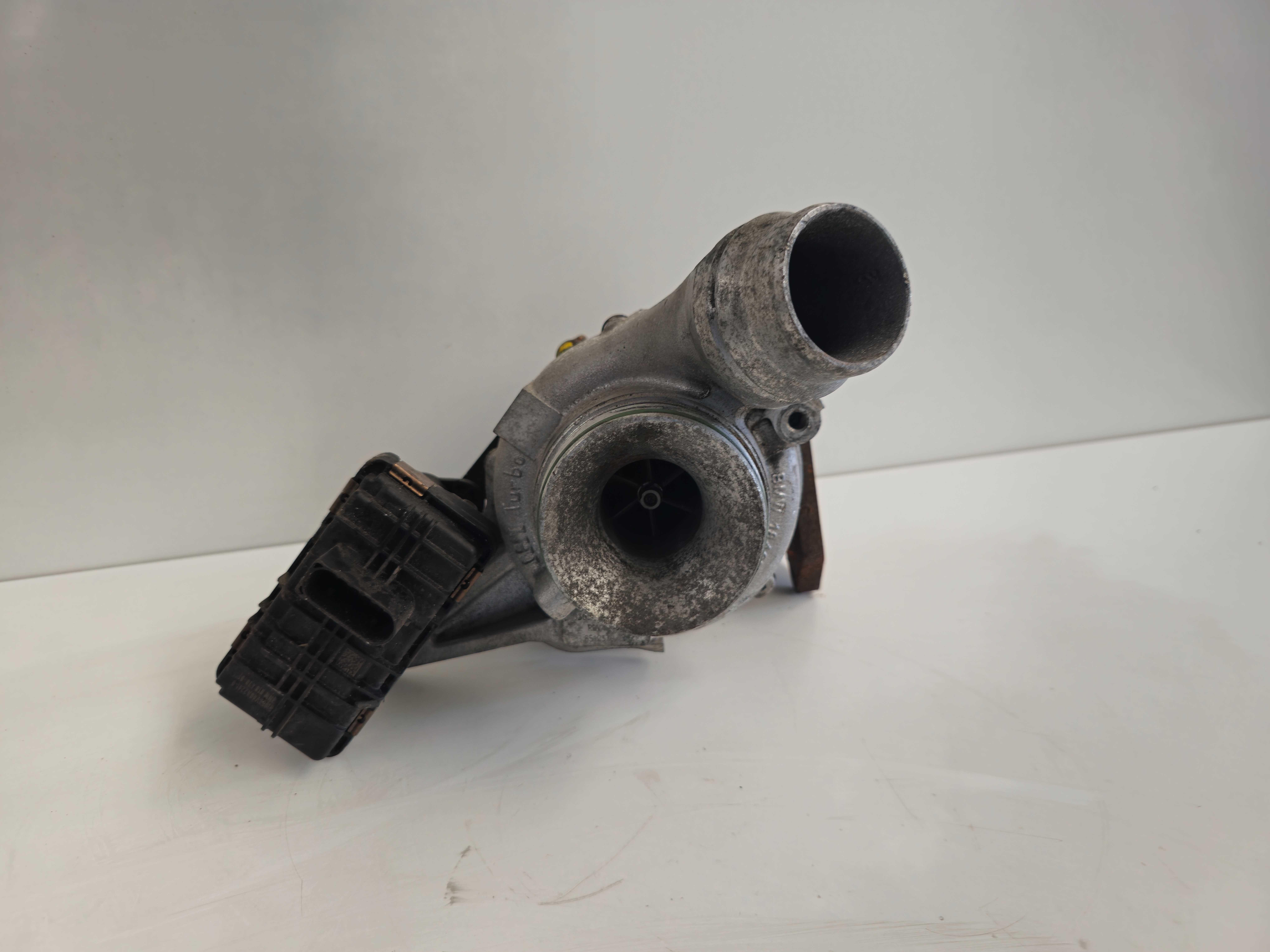 TURBO MINI Countryman Clubman 2.0 D  REF: 851.23.79 (.2009.-2016)