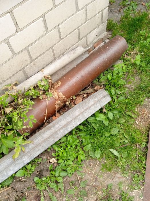 Азбестові труби 3 довгі і 7 короткі