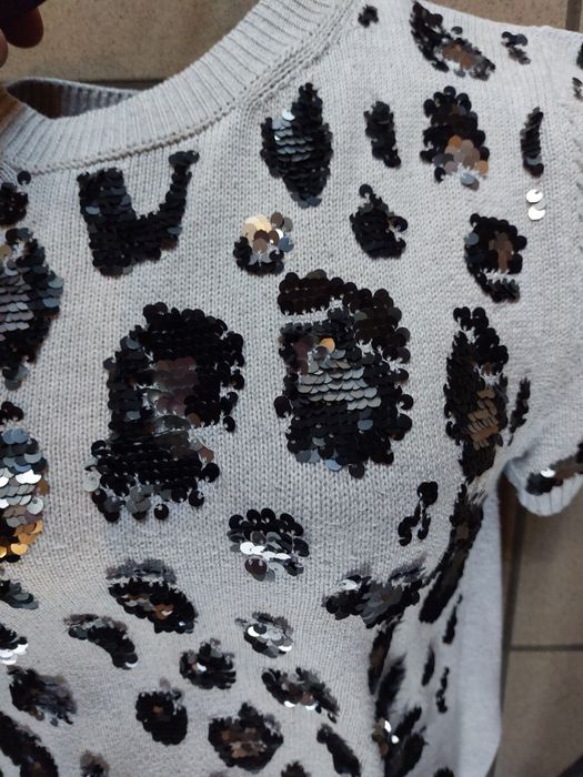 Bluzka z printem panterka cekiny  Rizmiar XS-S. Zapraszam