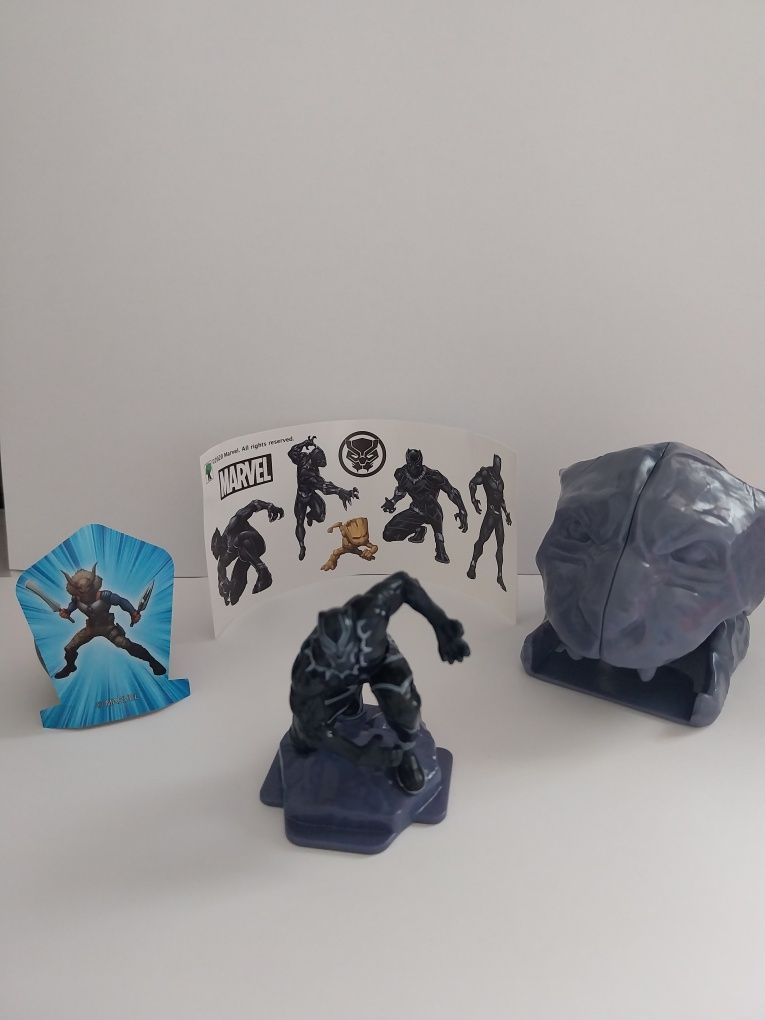 Boneco Kinder do Black Panther