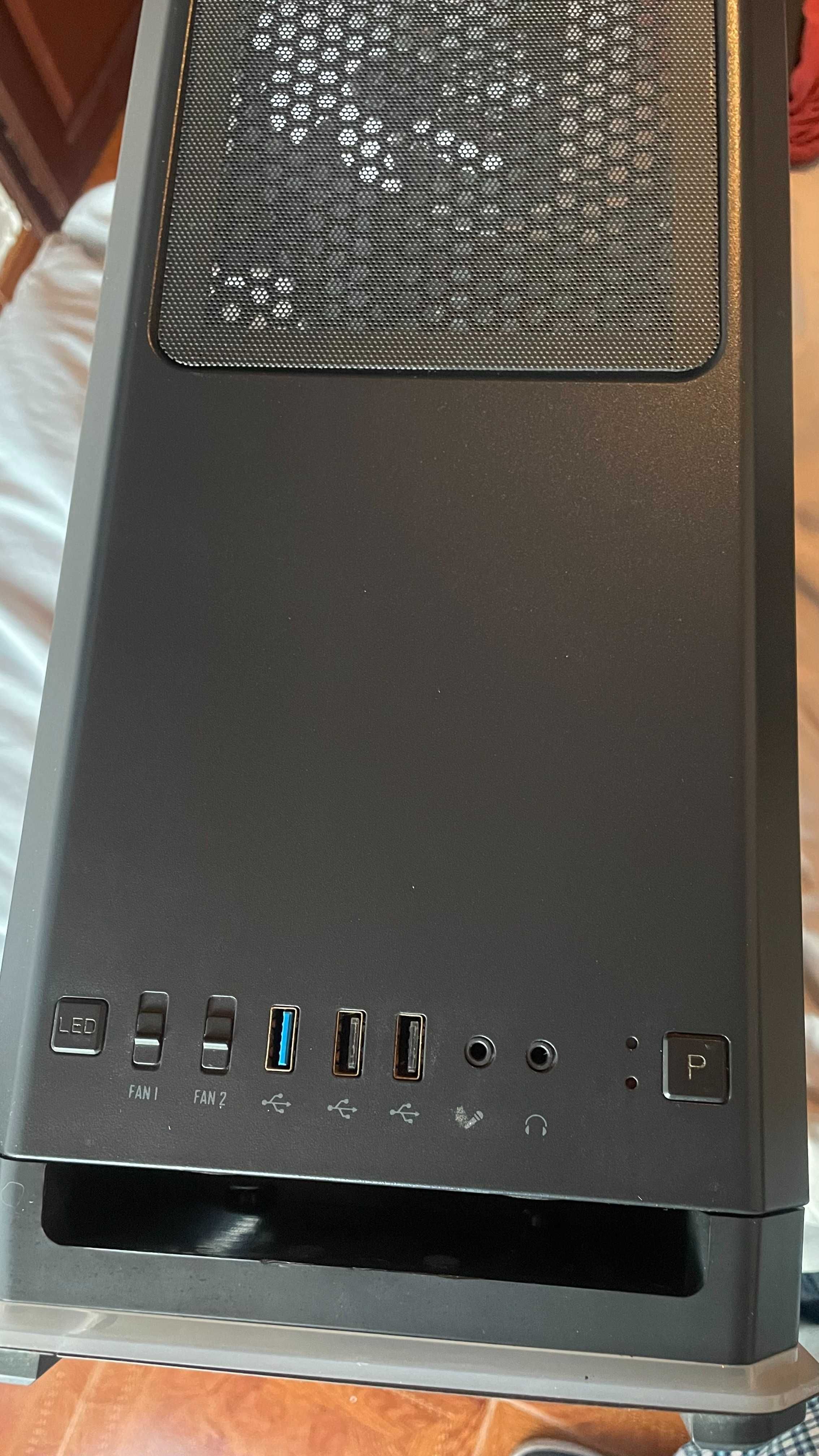 Caixa PC Hummer MC Black Edition (Usada, Ferrugem Visível)