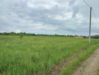 Земельна ділянка с. Слобода новобудови при в'їзді