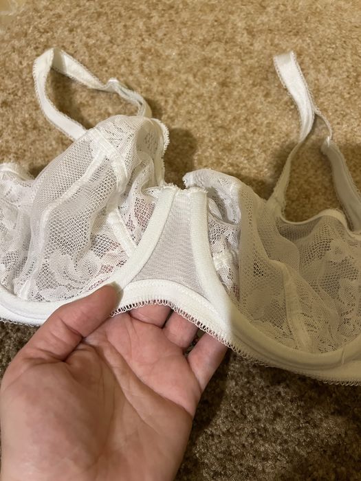 Бюстгалтер  next