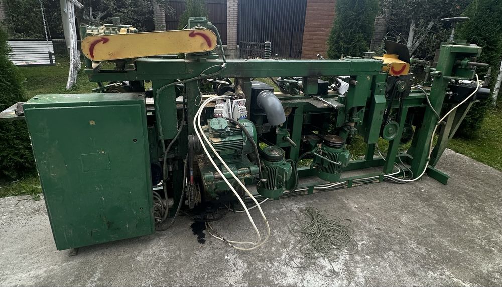 Деревообробний чотирьохсторонній станок