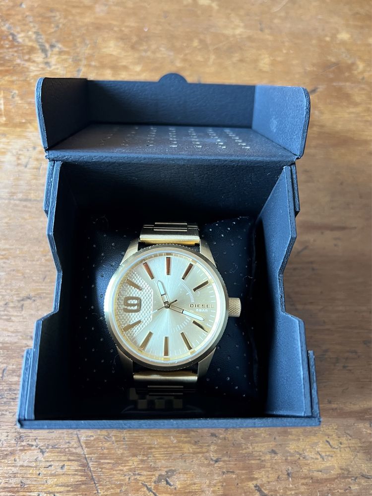 Relógio DIESEL Rasp Gold 46mm
