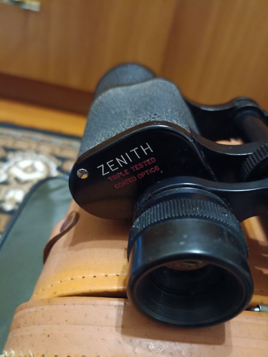Бинокль отличный Zenith 7*35 с кофром