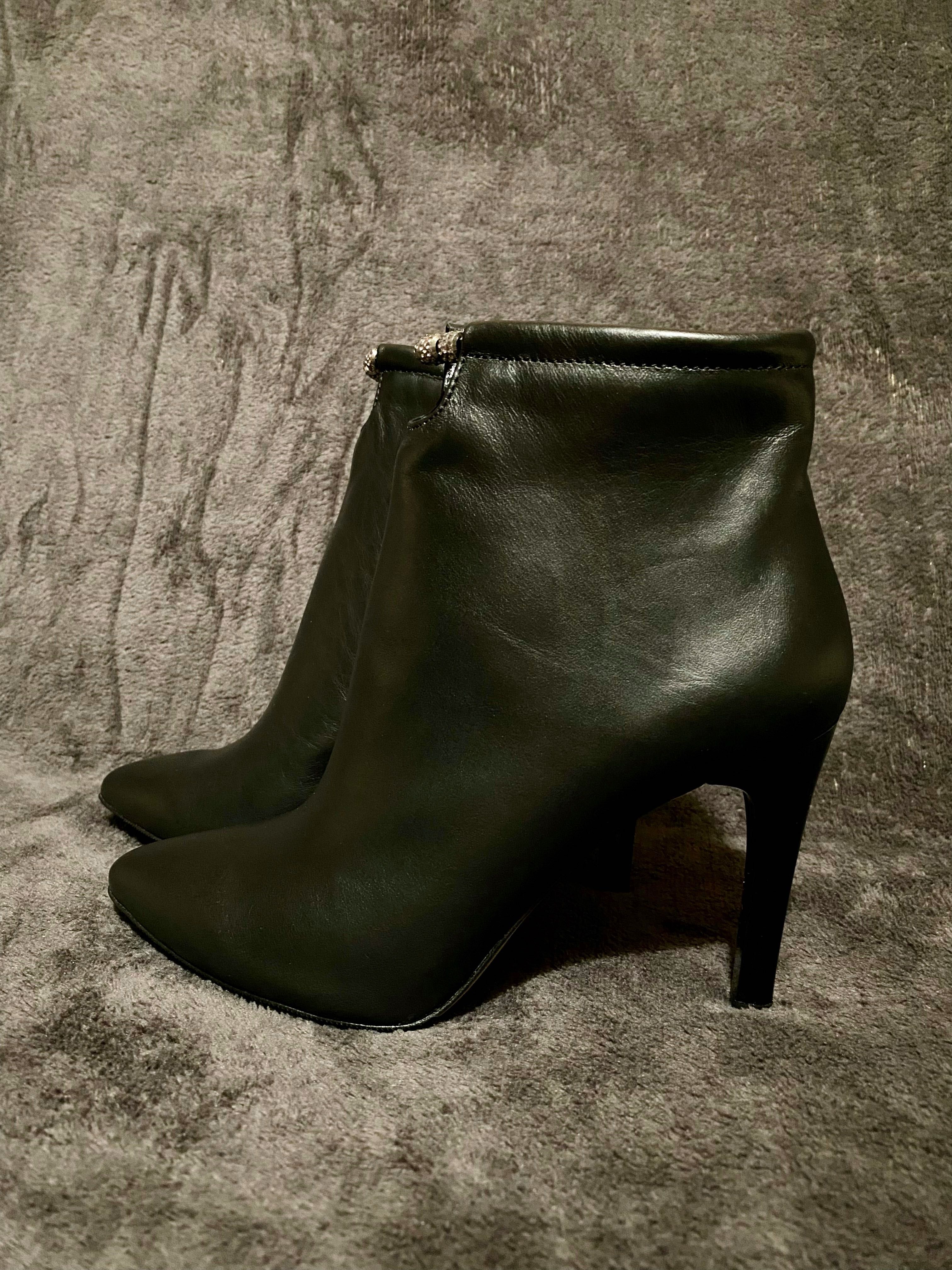 Nowe damskie skórzane buty na obcasie