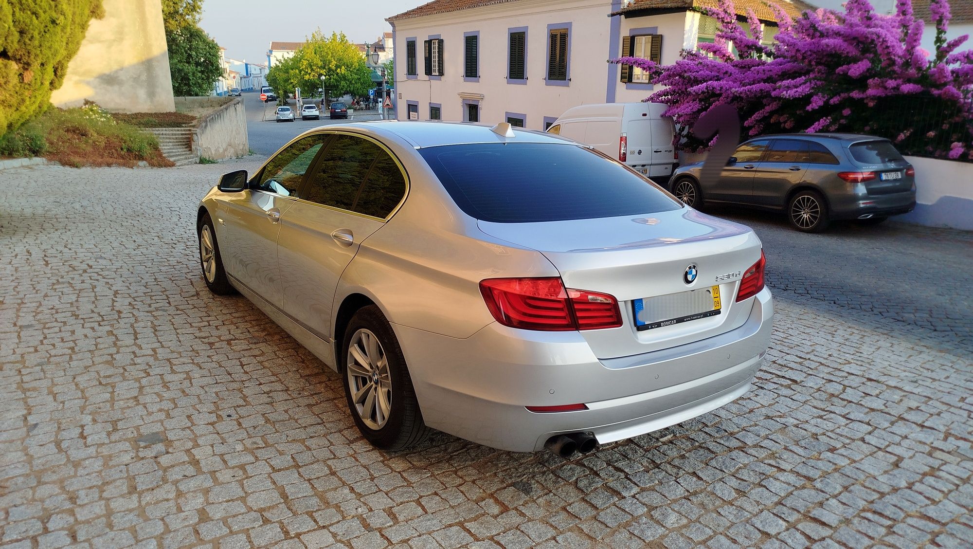 BMW 530d 245cv automático de 2010 nacional